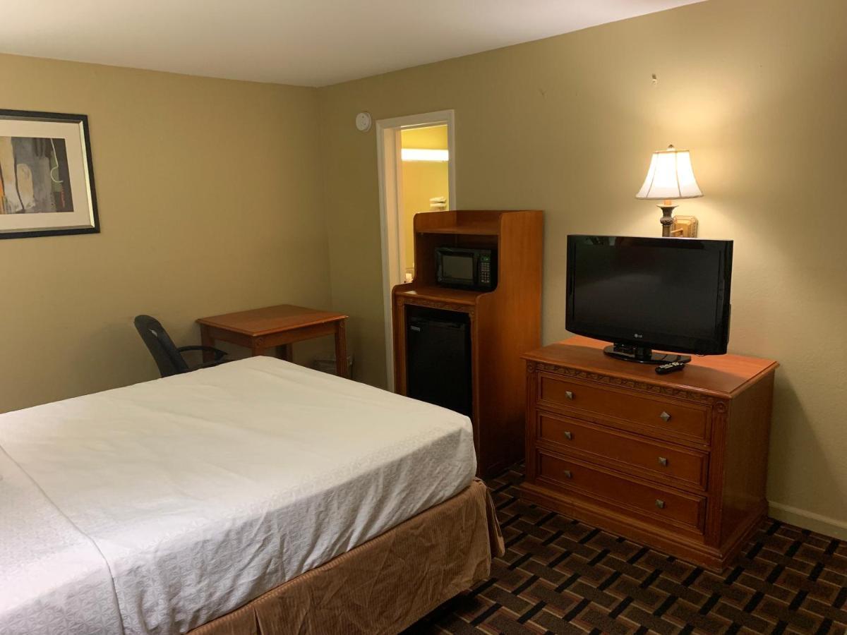 Heritage Inn Cleveland Buitenkant foto