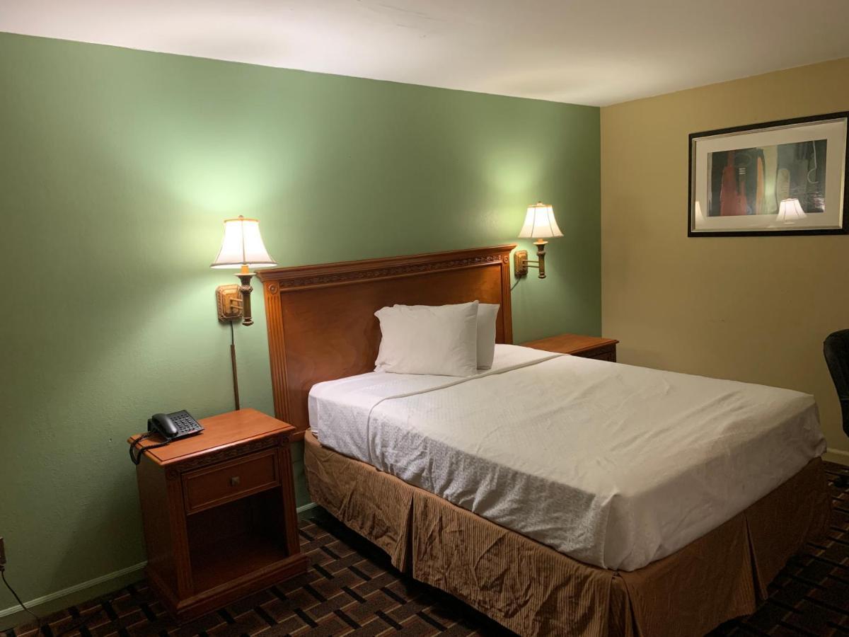 Heritage Inn Cleveland Buitenkant foto